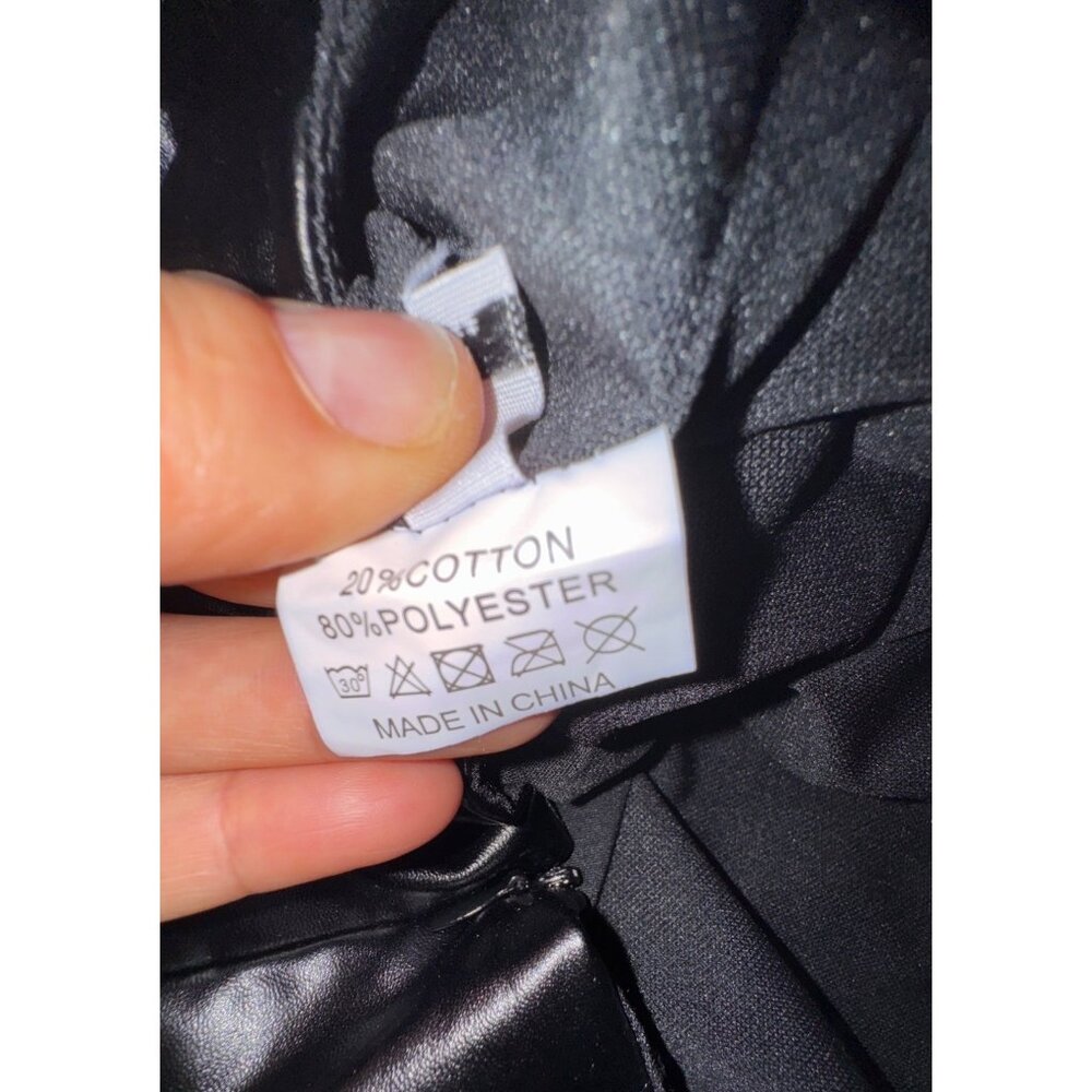 Sexy Black Faux Leather Pleated‎ Skort Ruffle Punk Rock WhimsyGoth Shorts Vegan - Picture 3 of 6